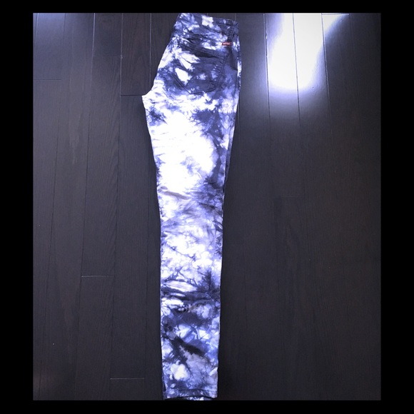 Makers of True Originals Denim - 🦋 TIE DYE SKINNY STRETCH JEANS 🦋